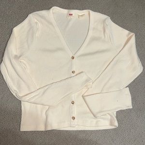 ✨Levi’s long sleeve top in M✨